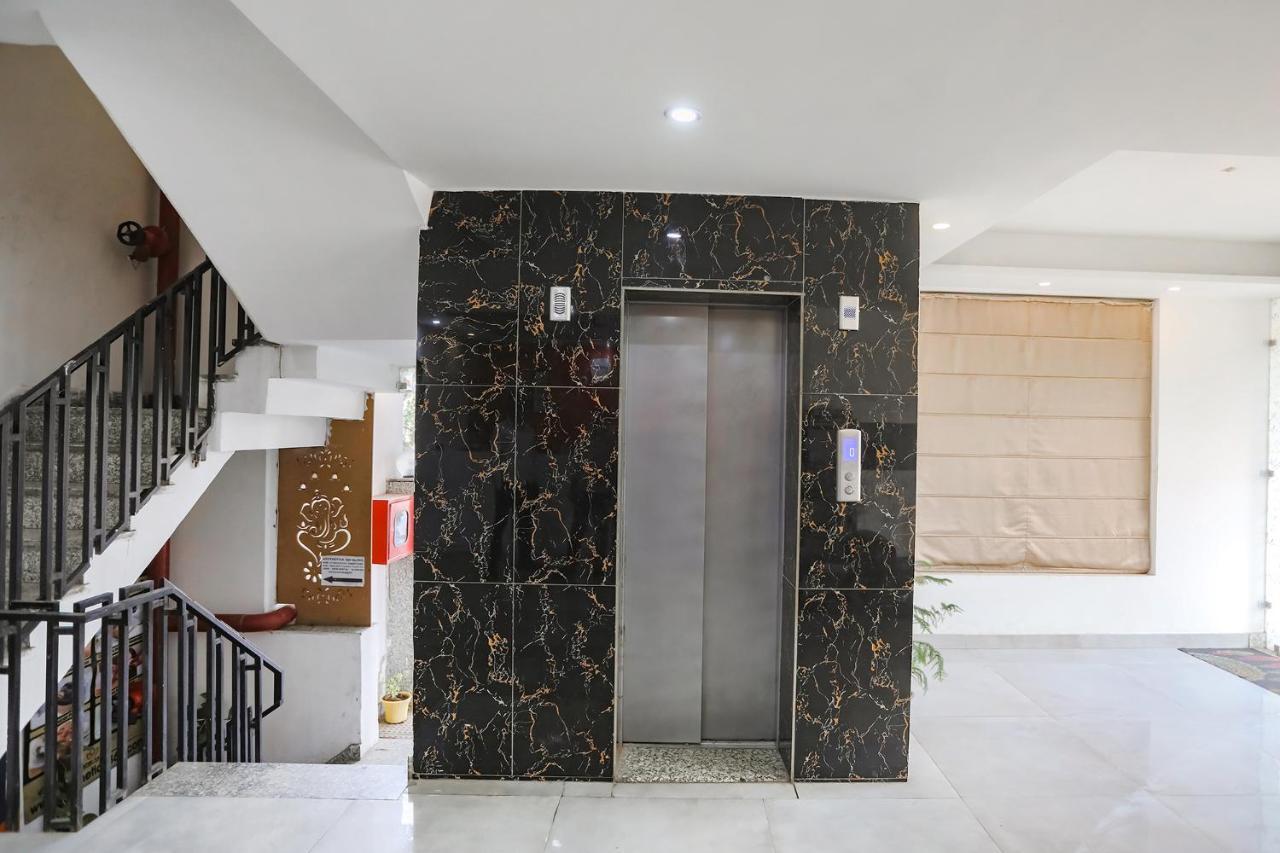 Fabhotel F9 Sector 19 Noida Exterior foto